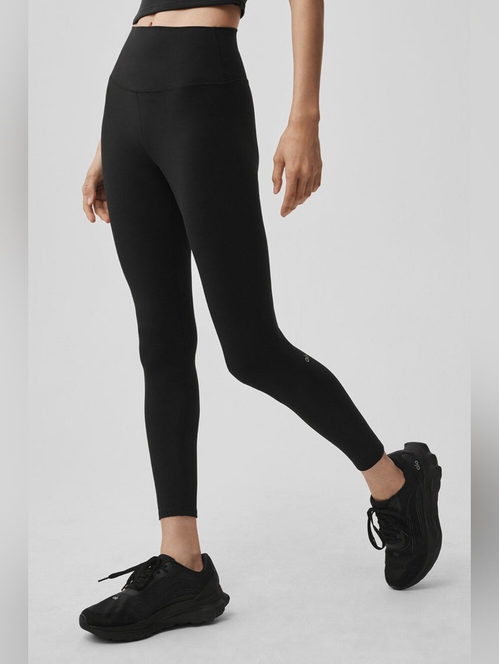 Alo Yoga Black High-Waist Active Leggings 7/8 Size XL